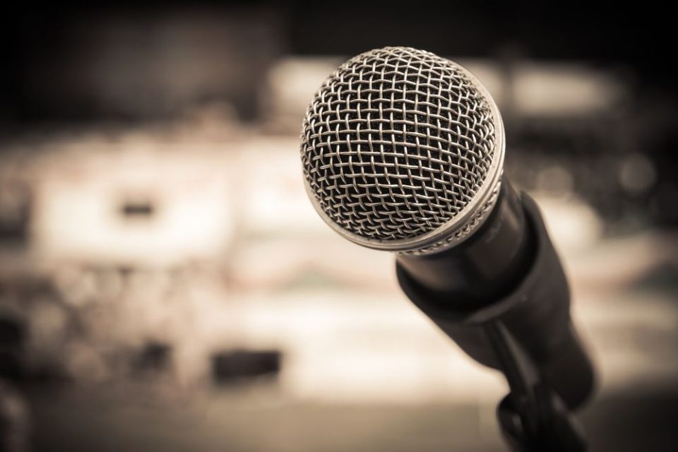two-undergrads-built-an-ai-speech-model-to-rival-notebooklm-|-techcrunch