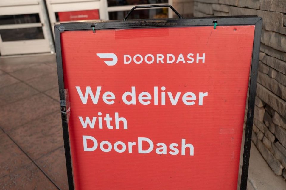doordash-to-buy-uk’s-deliveroo-for-$3.86b-|-techcrunch