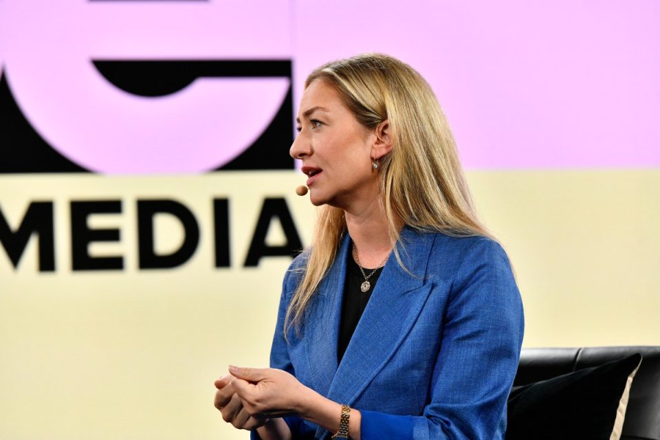 whitney-wolfe-herd-on-burning-out-—-and-bouncing-back-|-techcrunch