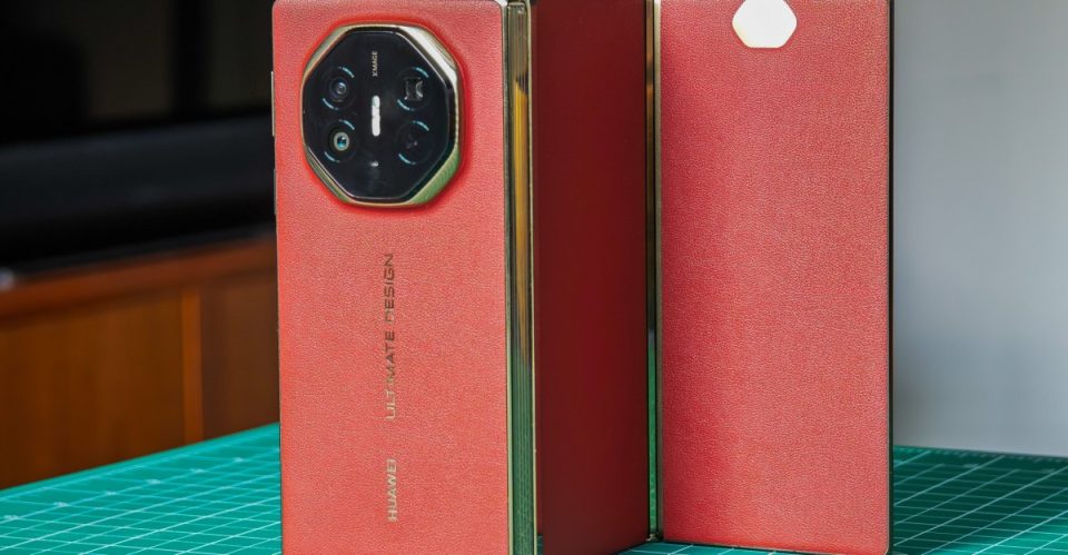 huawei’s-first-trifold-is-a-great-phone-that-you-shouldn’t-buy